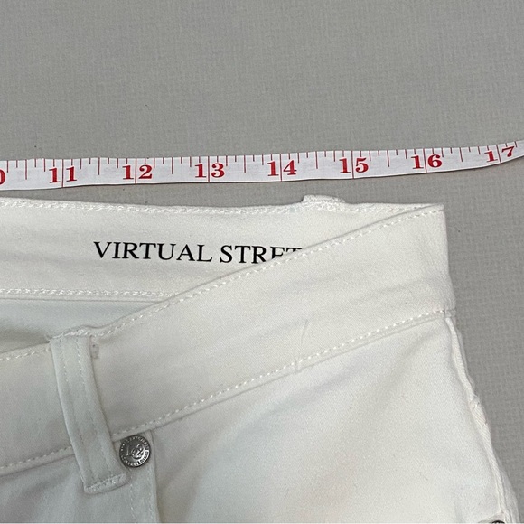 DG2 Women’s Floral Embroidered Virtual Stretch White Skinny Jeans 12 32x29 - Picture 6 of 10